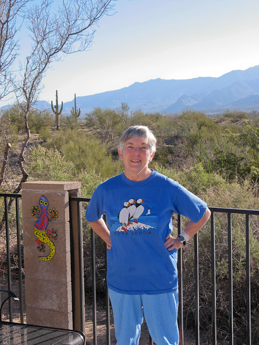 Meredith (senior), Mtns, & Cactus